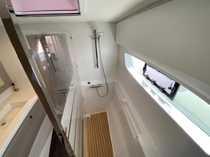 Luna Yacht Photos Pics 