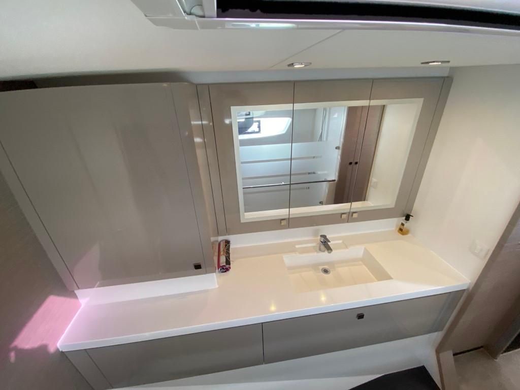 2020 Fountaine Pajot 45 
