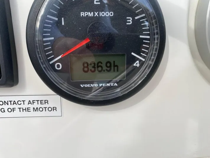 Luna Yacht Photos Pics 