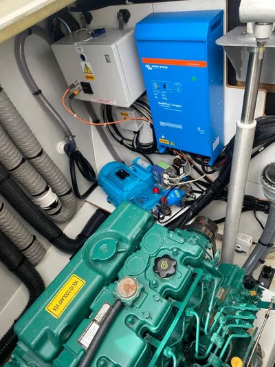 Luna Yacht Photos Pics 