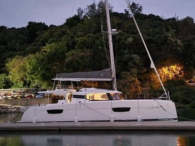 Yacht