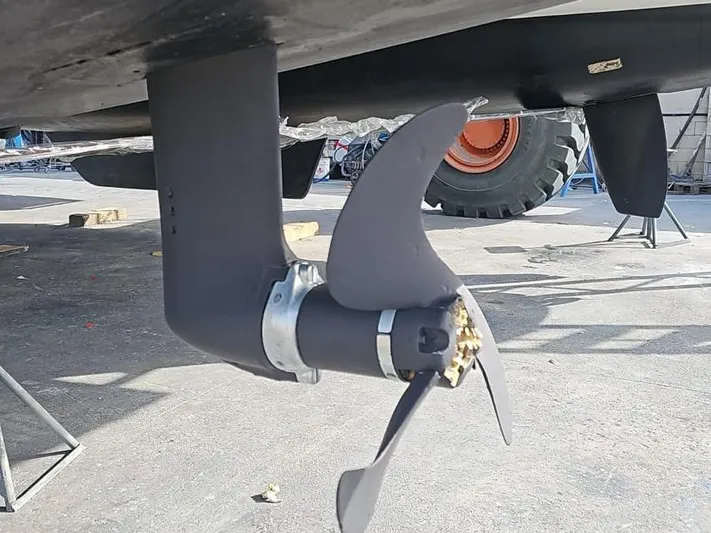 Luna Yacht Photos Pics 