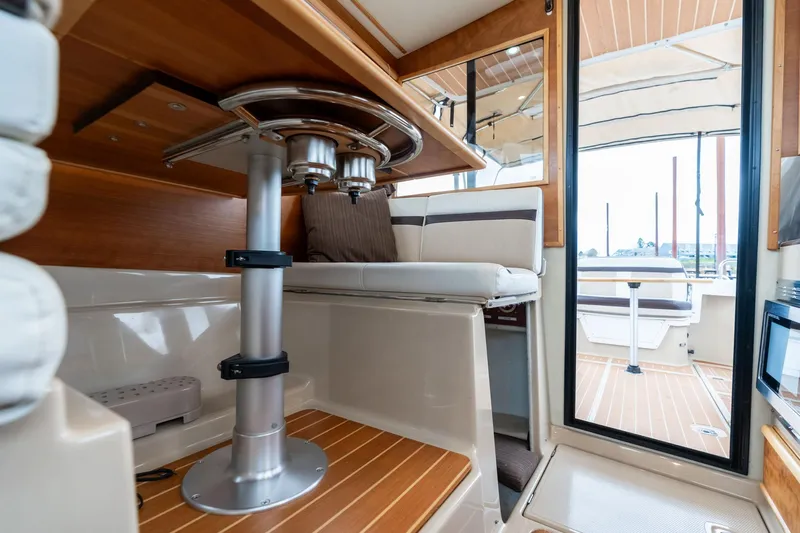 Joanie B Yacht Photos Pics 