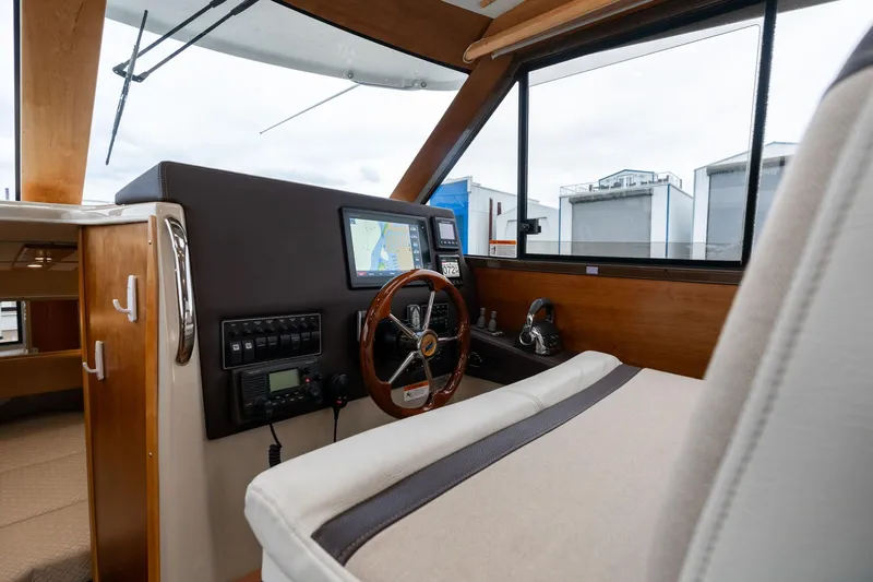 Joanie B Yacht Photos Pics 