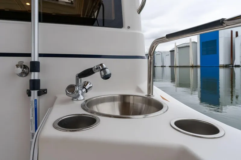 Joanie B Yacht Photos Pics 