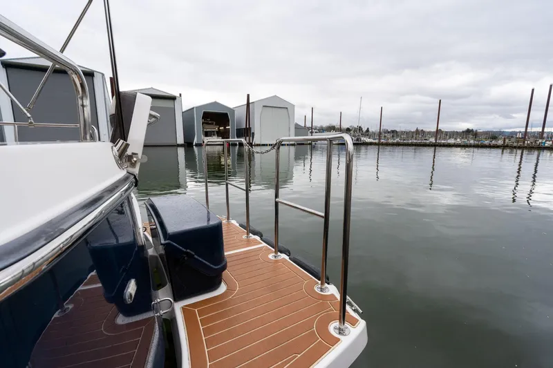 Joanie B Yacht Photos Pics 