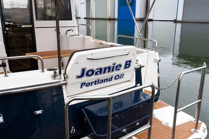 Joanie B Yacht Photos Pics 