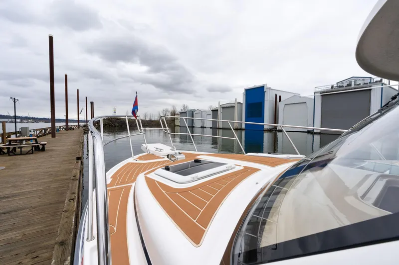 Joanie B Yacht Photos Pics 