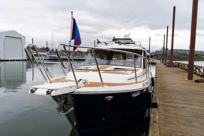 Joanie B Yacht Photos Pics 