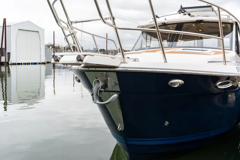 Joanie B Yacht Photos Pics 