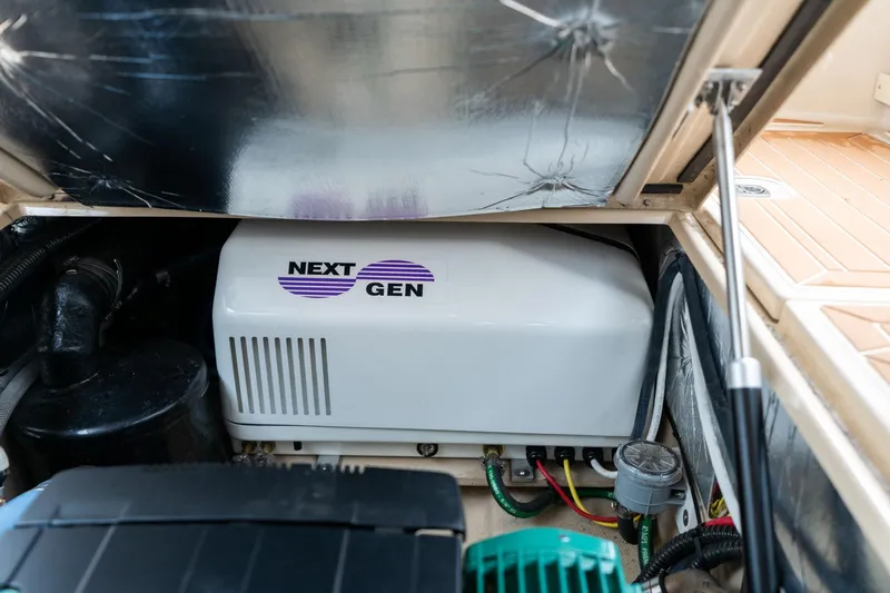 Joanie B Yacht Photos Pics 