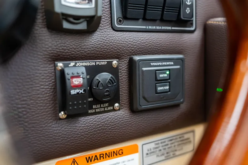 Joanie B Yacht Photos Pics 