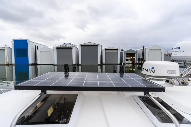 Joanie B Yacht Photos Pics 