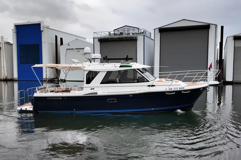 Joanie B Yacht Photos Pics 