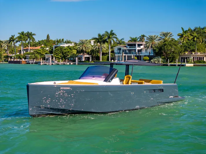 Grey Belle Yacht Photos Pics 