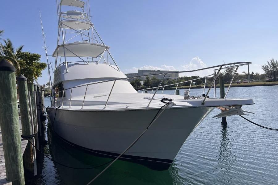 2001 Hatteras 65 