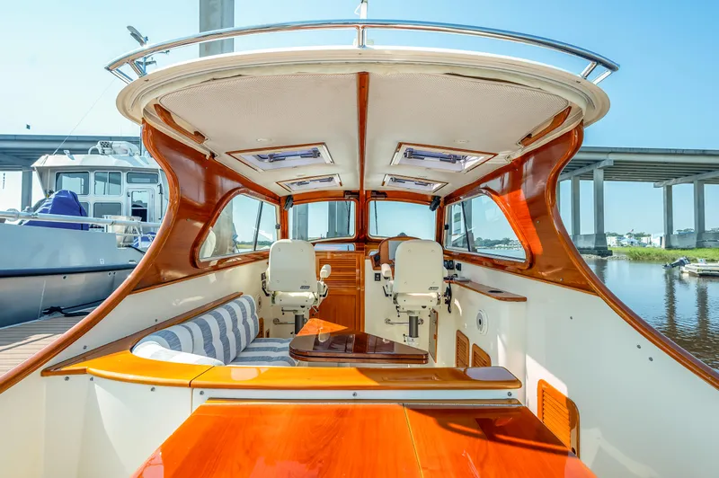 Saasy Lady Yacht Photos Pics 