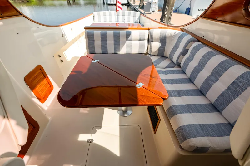 Saasy Lady Yacht Photos Pics 