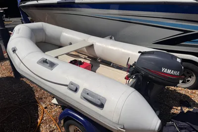 1999 Avon 280