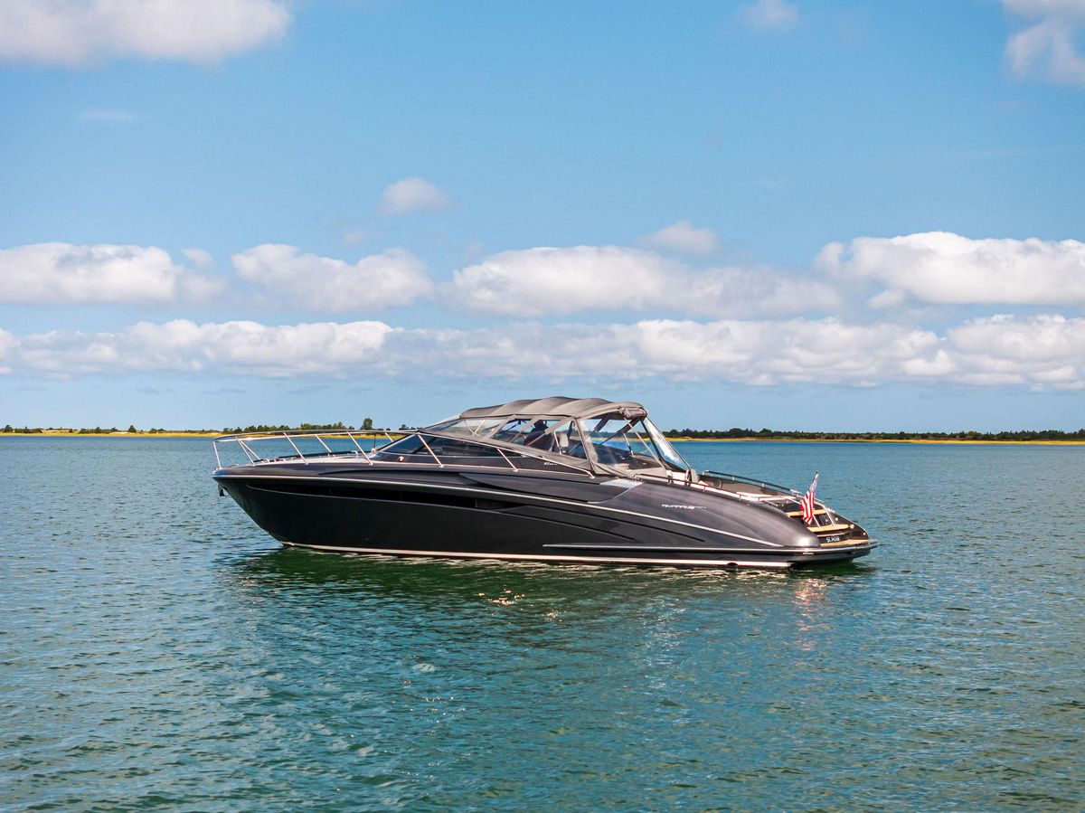 2016 Riva 44 