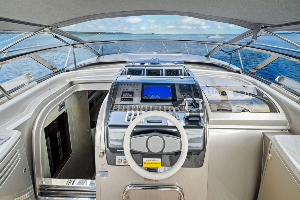 2016 Riva 44 