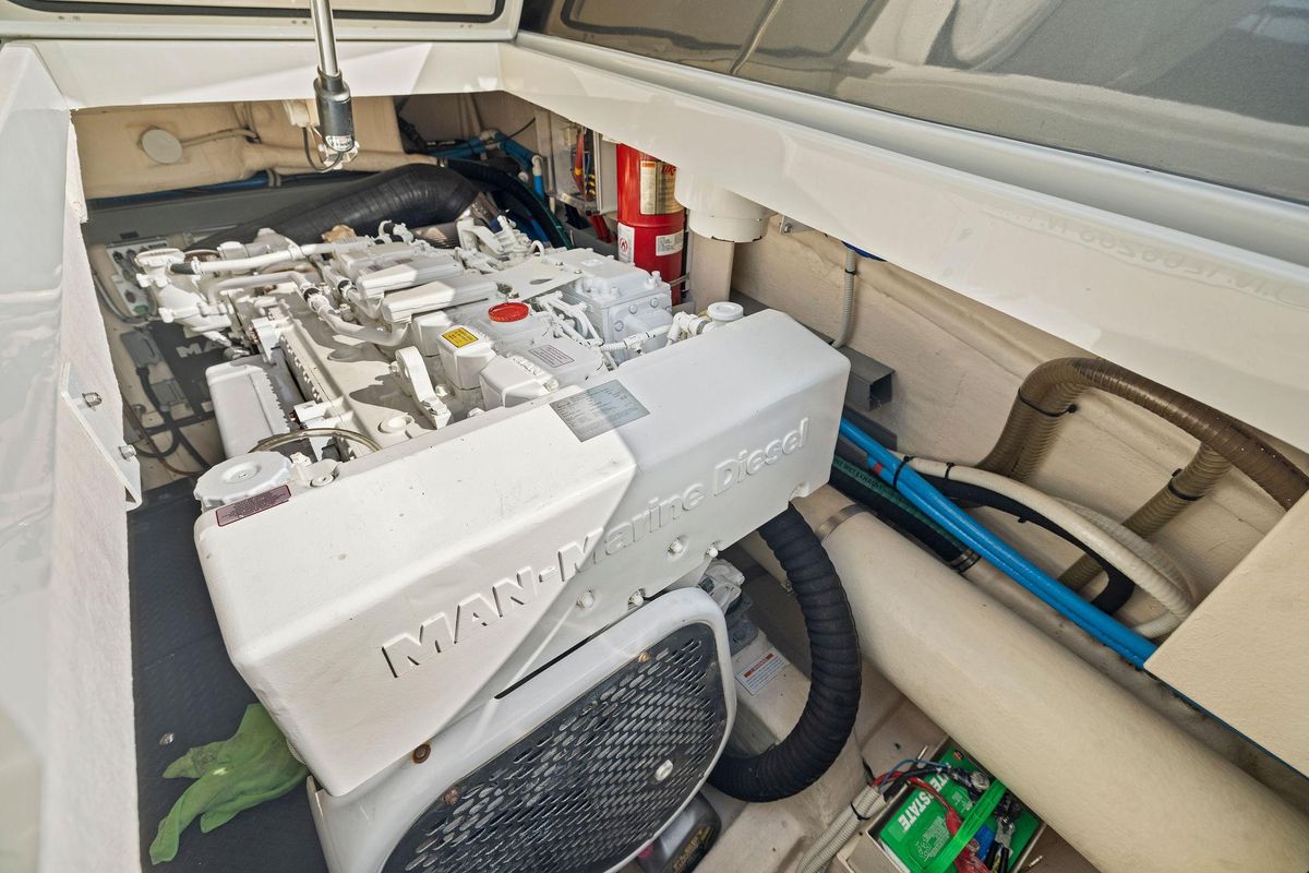 2016 Riva 44 