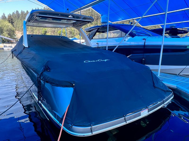 2021 Chris-Craft Launch 35 GT