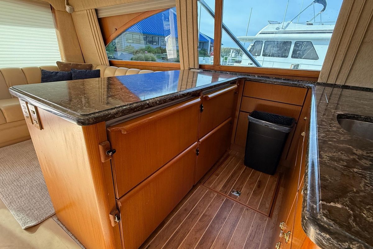 2005 Ocean Yachts 46 
