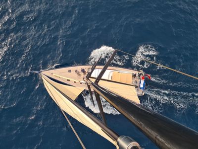 Yacht