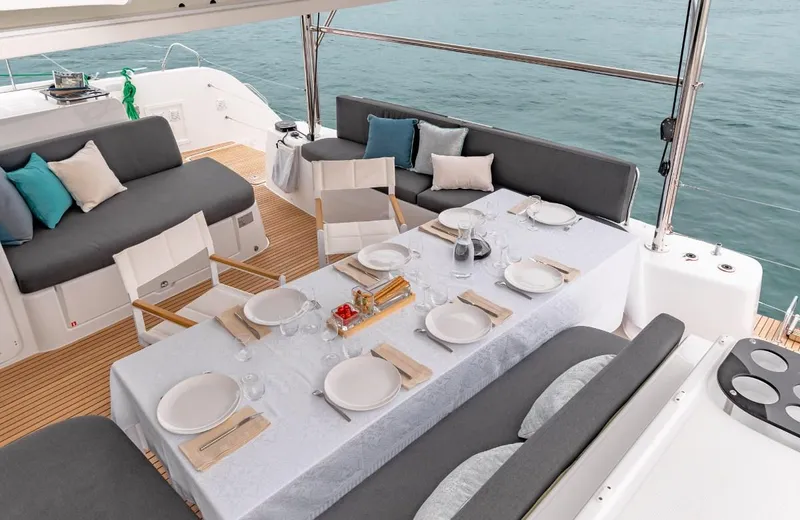  Yacht Photos Pics 5.png