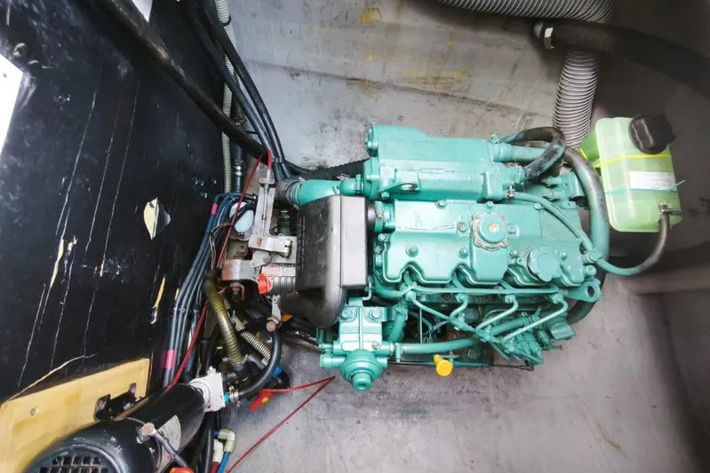  Yacht Photos Pics Engine compartment of a 2017 Bali 4.0, showcasing mechanical components and wiring.