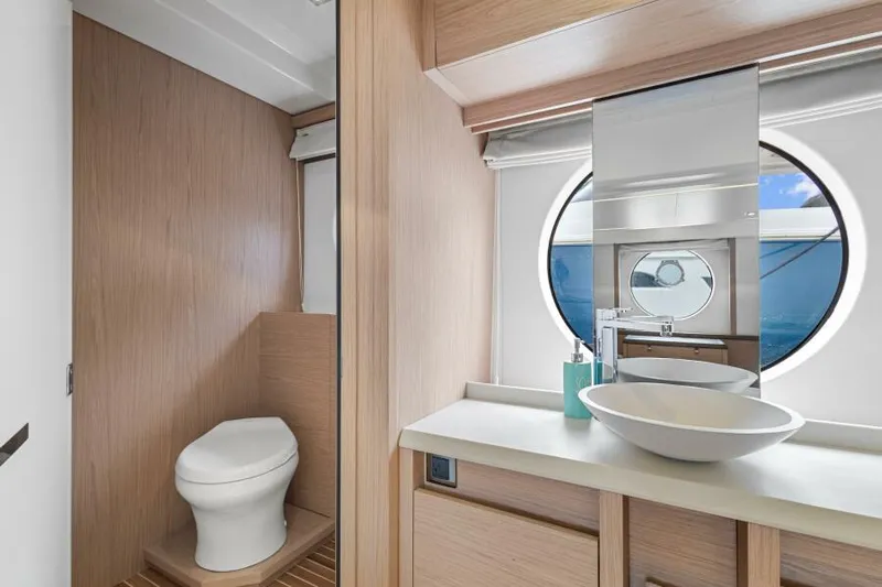 Osiris Yacht Photos Pics 