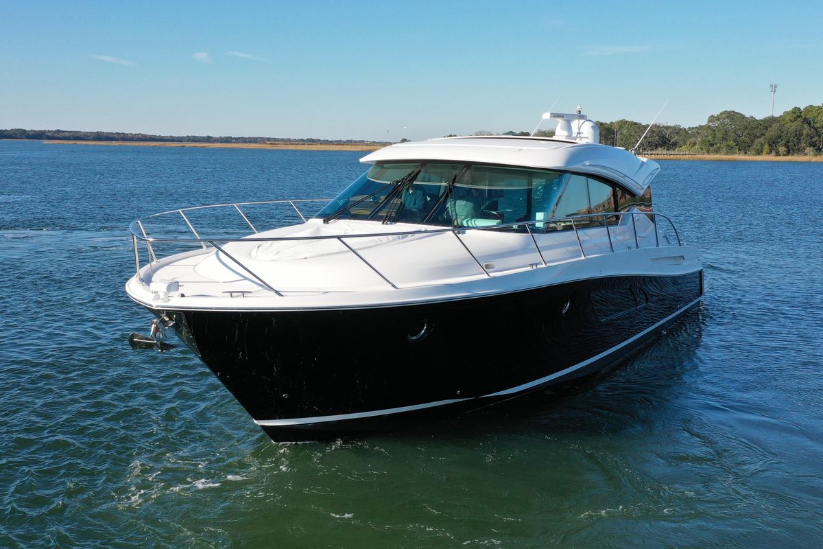 2016 Tiara Yachts 50 