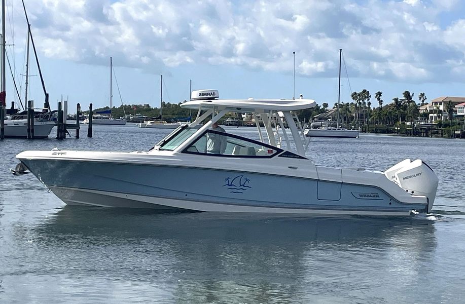 2023 Boston Whaler 280 Vantage