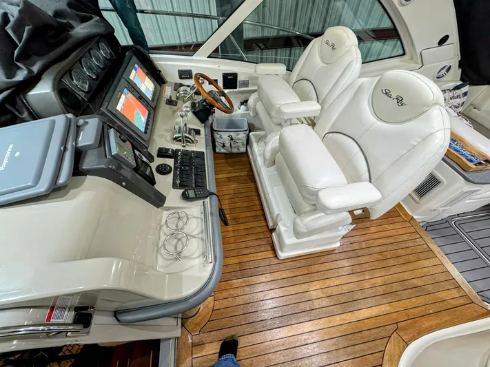 Cheers Yacht Photos Pics 