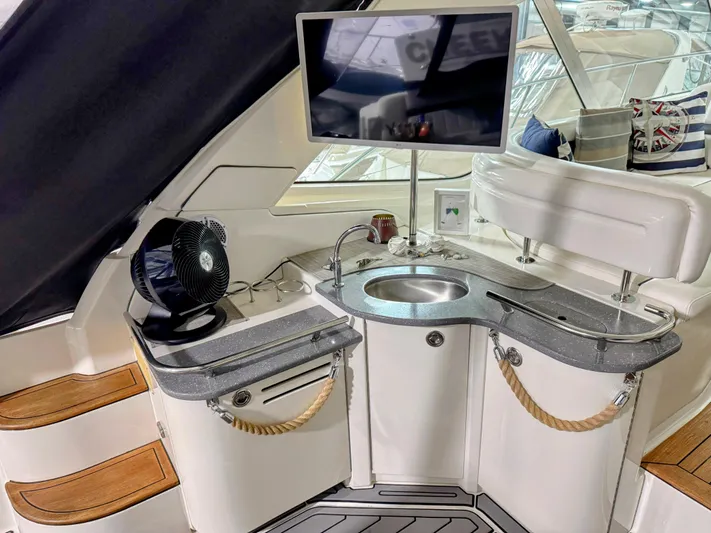 Cheers Yacht Photos Pics 