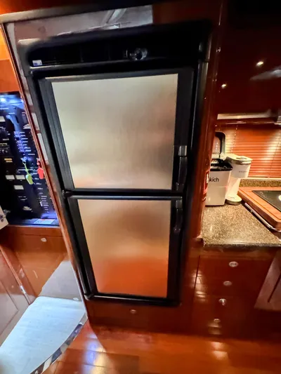 Cheers Yacht Photos Pics 