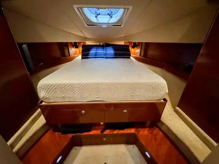 Cheers Yacht Photos Pics 