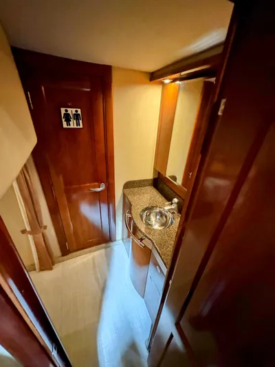 Cheers Yacht Photos Pics 