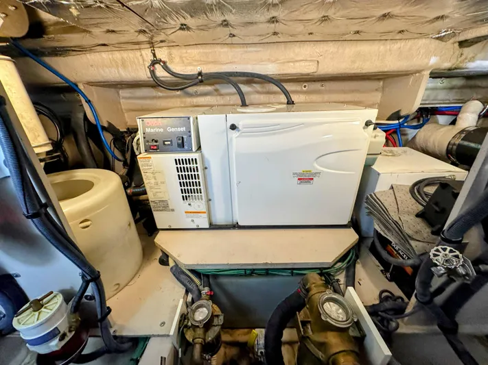 Cheers Yacht Photos Pics 