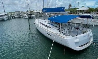 Jeanneau Yachts for Sale