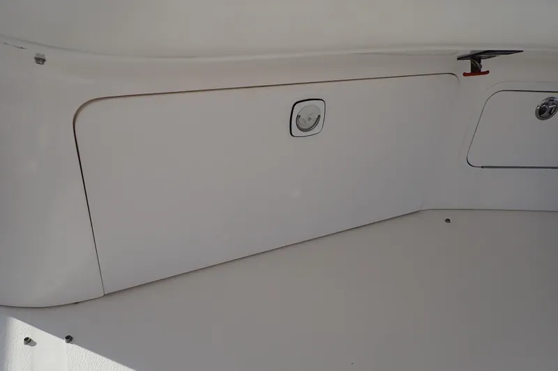 Lattitude Adjustment Yacht Photos Pics Storage compartment on a 2003 Sea Ray 480 Sedan Bridge boat interior.