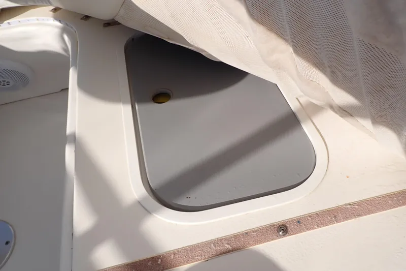 Lattitude Adjustment Yacht Photos Pics Storage compartment on 2003 Sea Ray 480 Sedan Bridge boat deck.