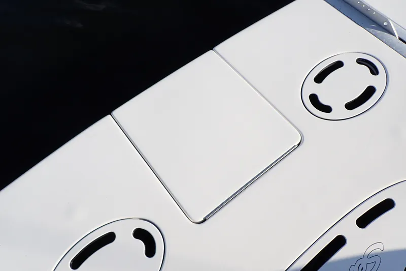 Lattitude Adjustment Yacht Photos Pics Close-up of 2003 Sea Ray 480 Sedan Bridge deck details, featuring sleek design elements.