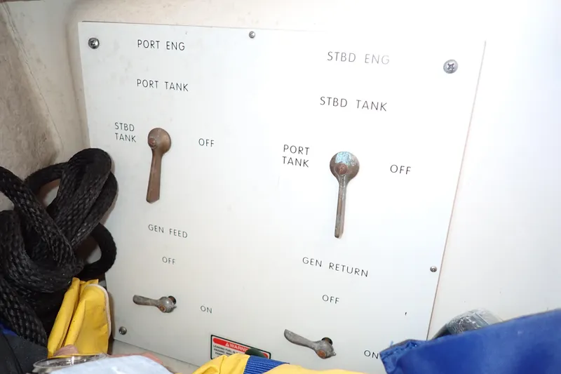 Lattitude Adjustment Yacht Photos Pics Control panel of a 2003 Sea Ray 480 Sedan Bridge yacht.