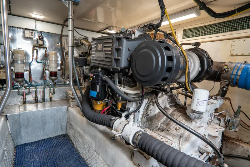 Gorilla Bowt Yacht Photos Pics 