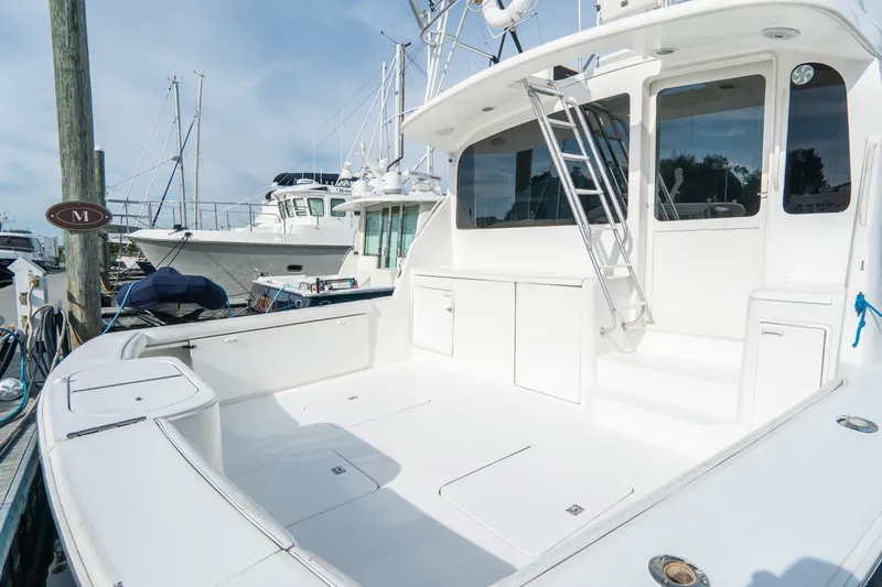 Gorilla Bowt Yacht Photos Pics 