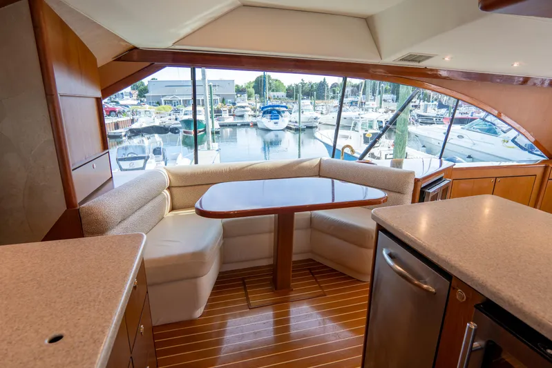 Gorilla Bowt Yacht Photos Pics 