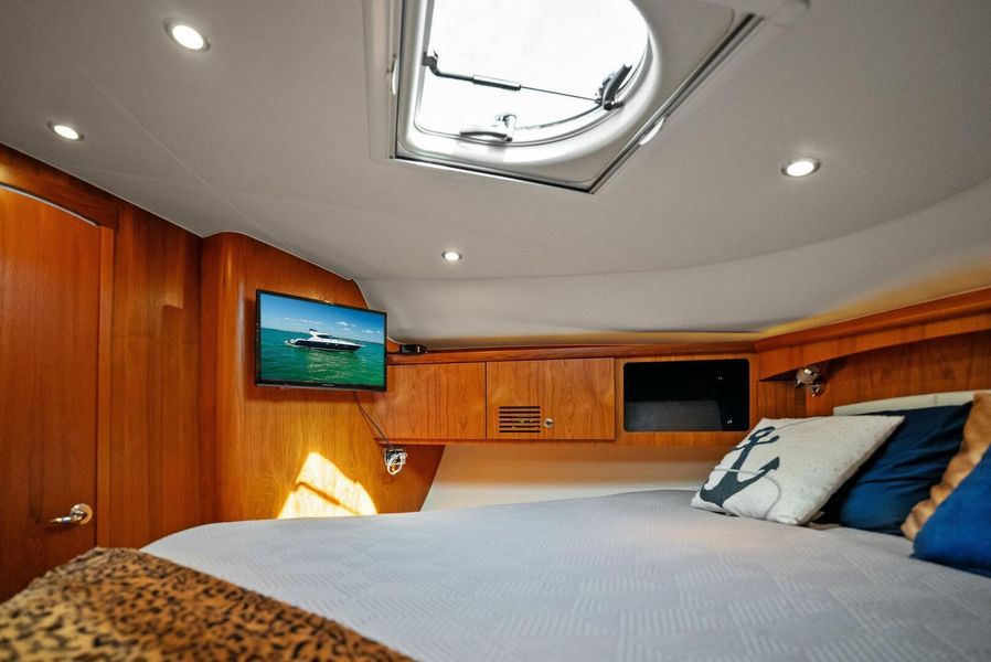 2012 Tiara Yachts 4500 Sovran