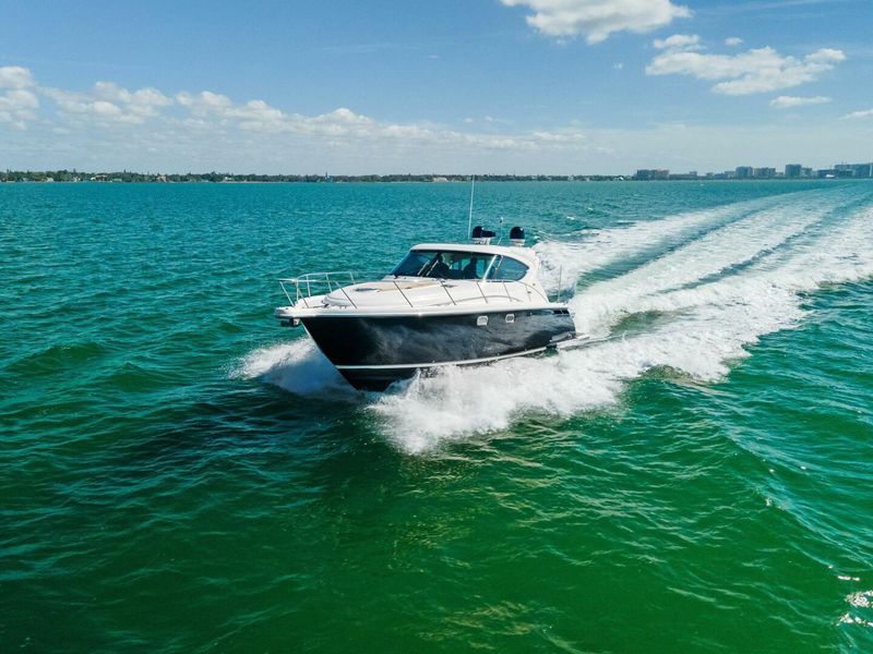 2012 Tiara Yachts 4500 Sovran